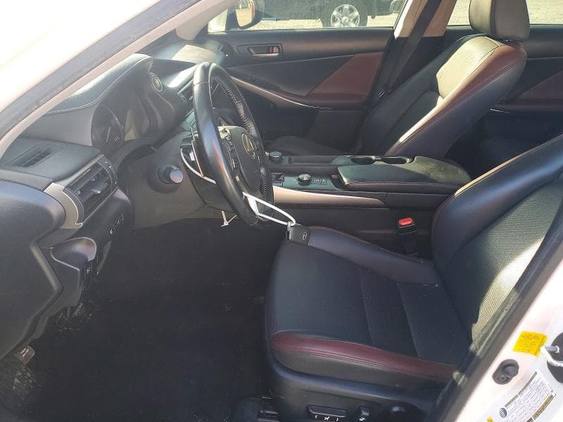 2018 LEXUS IS 300 7