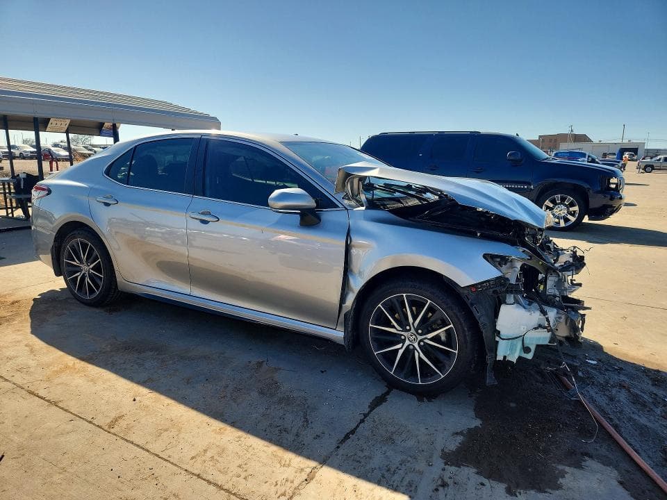 2024 TOYOTA CAMRY SE SE 4