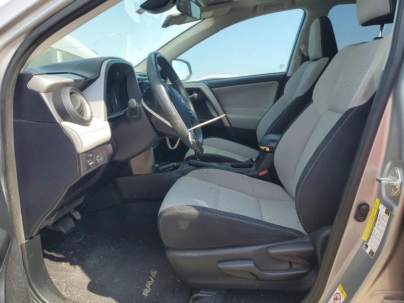 2017 TOYOTA RAV4 XLE 7