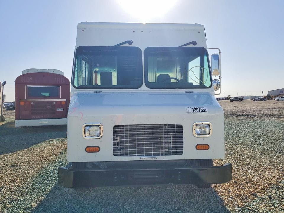 2025 FORD F59 DELIVERY TRUCK 5