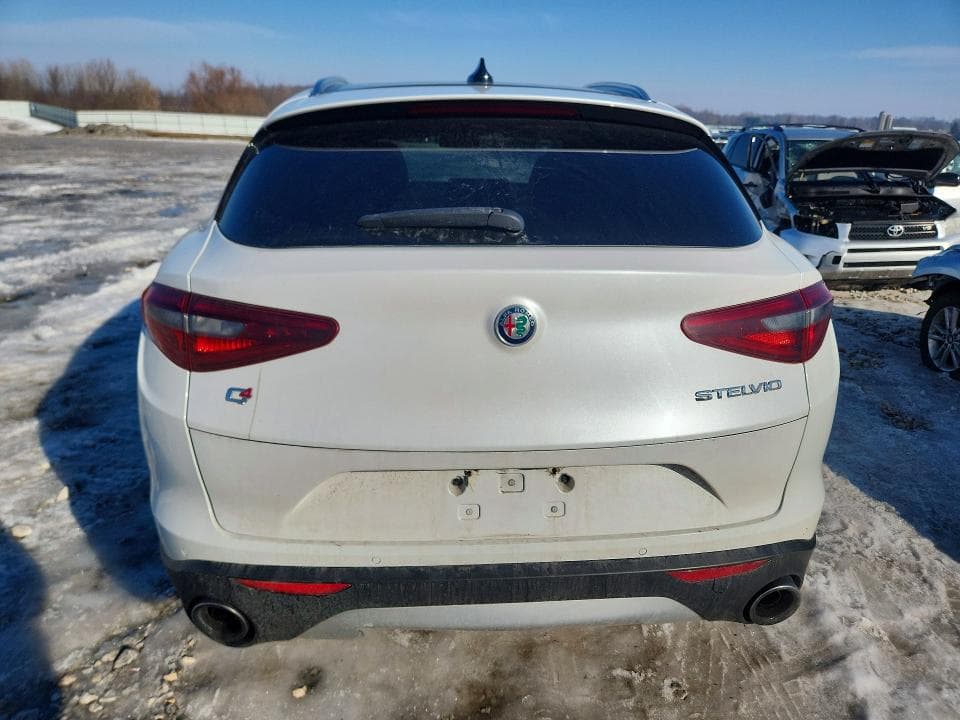 2018 ALFA ROMEO STELVIO TI LUXURY TI LUXURY 6