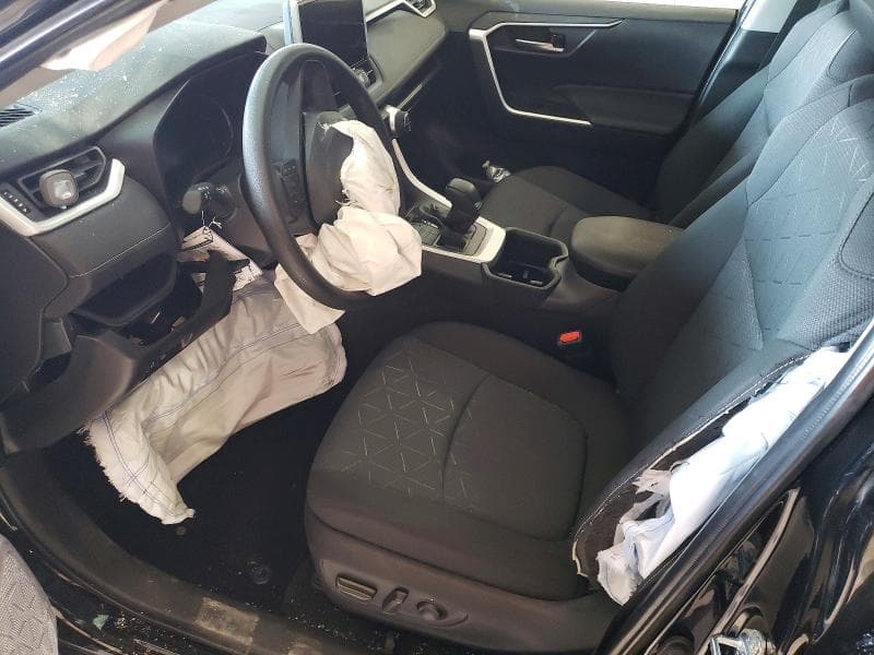 2025 TOYOTA RAV4 XLE XLE 7