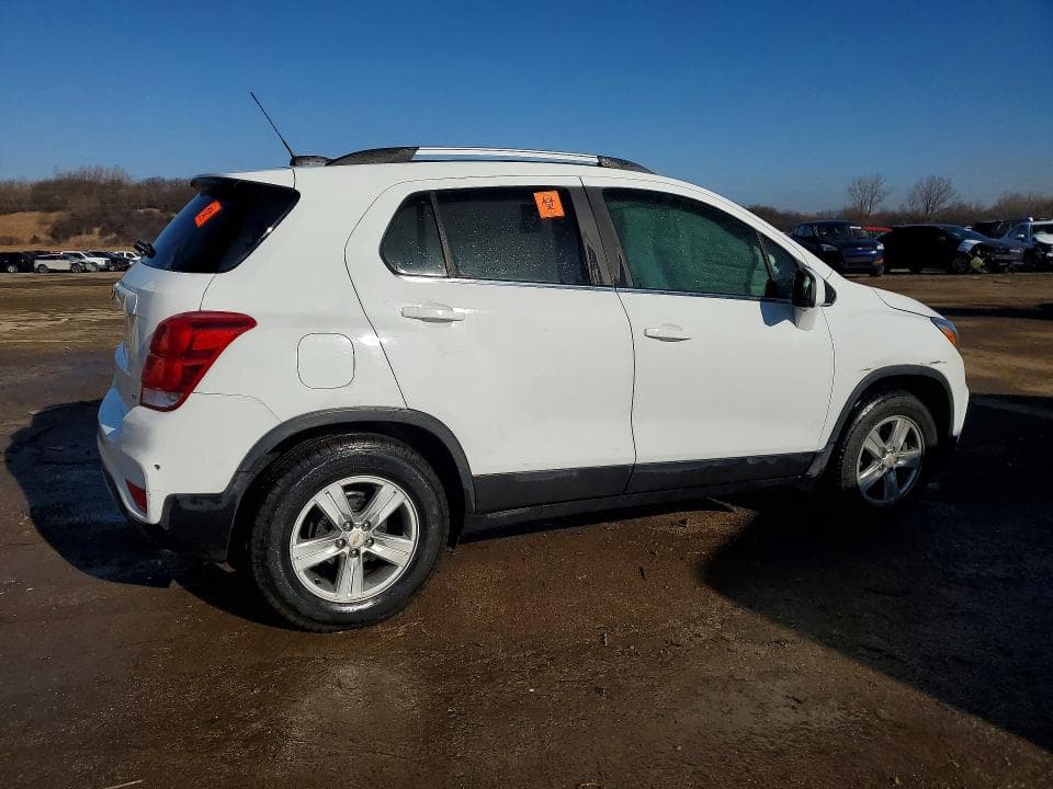 2020 CHEVROLET TRAX 1LT 3