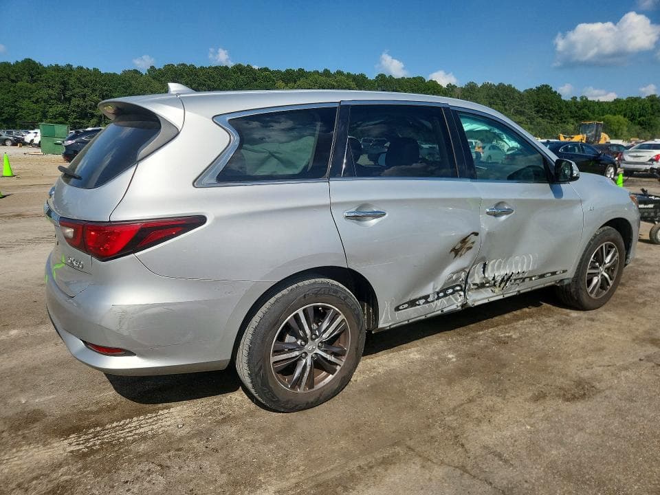 2018 INFINITI QX60 BASE 3