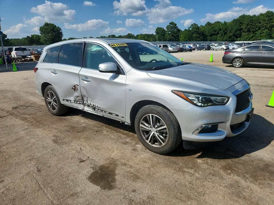 2018 INFINITI QX60 BASE 4