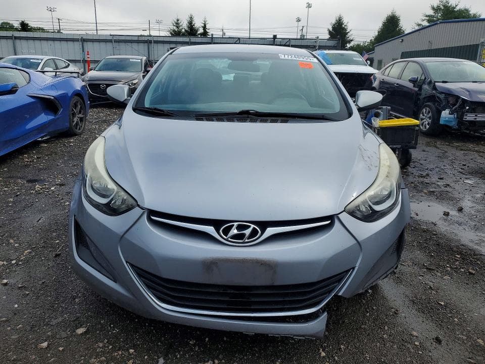 2016 HYUNDAI ELANTRA SE 5