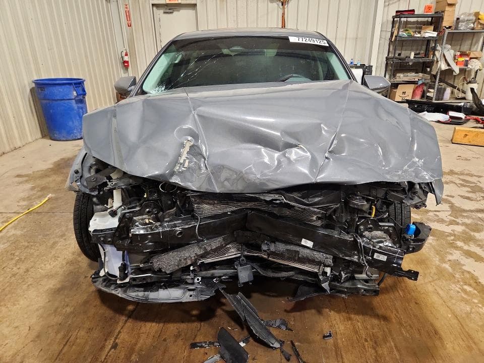 2024 HYUNDAI ELANTRA SEL 5