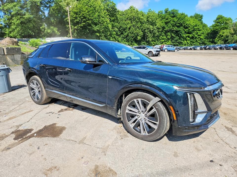 2024 CADILLAC LYRIQ LUXURY 4