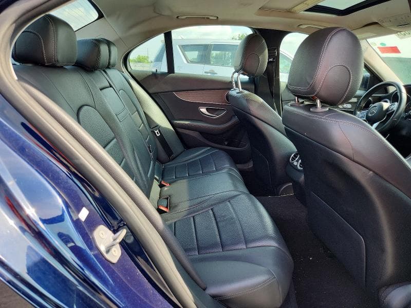 2019 MERCEDES-BENZ C 300 300 10