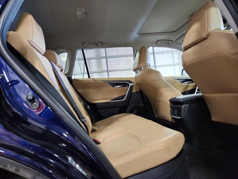 2021 TOYOTA RAV4 HYBRID 11