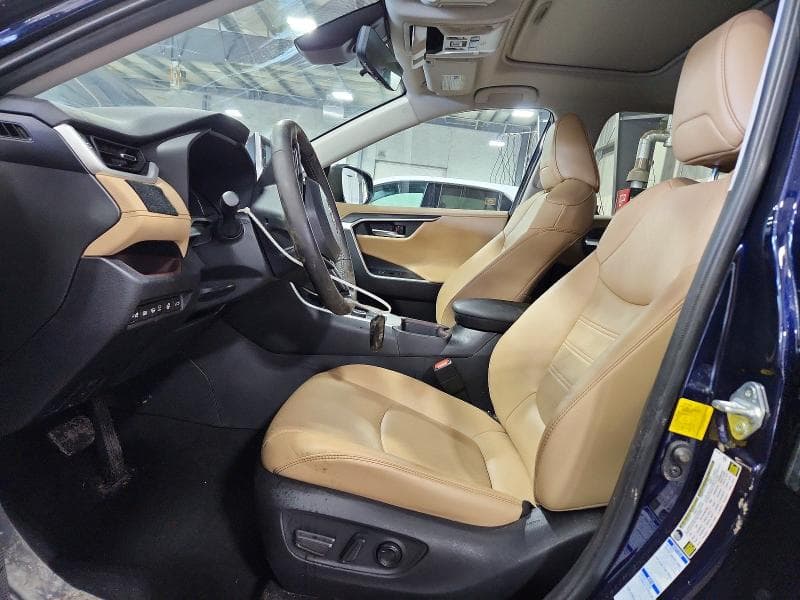 2021 TOYOTA RAV4 HYBRID 7