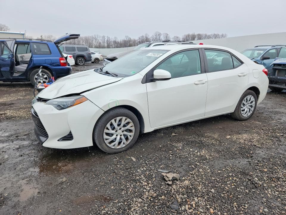 2018 TOYOTA COROLLA L - 1