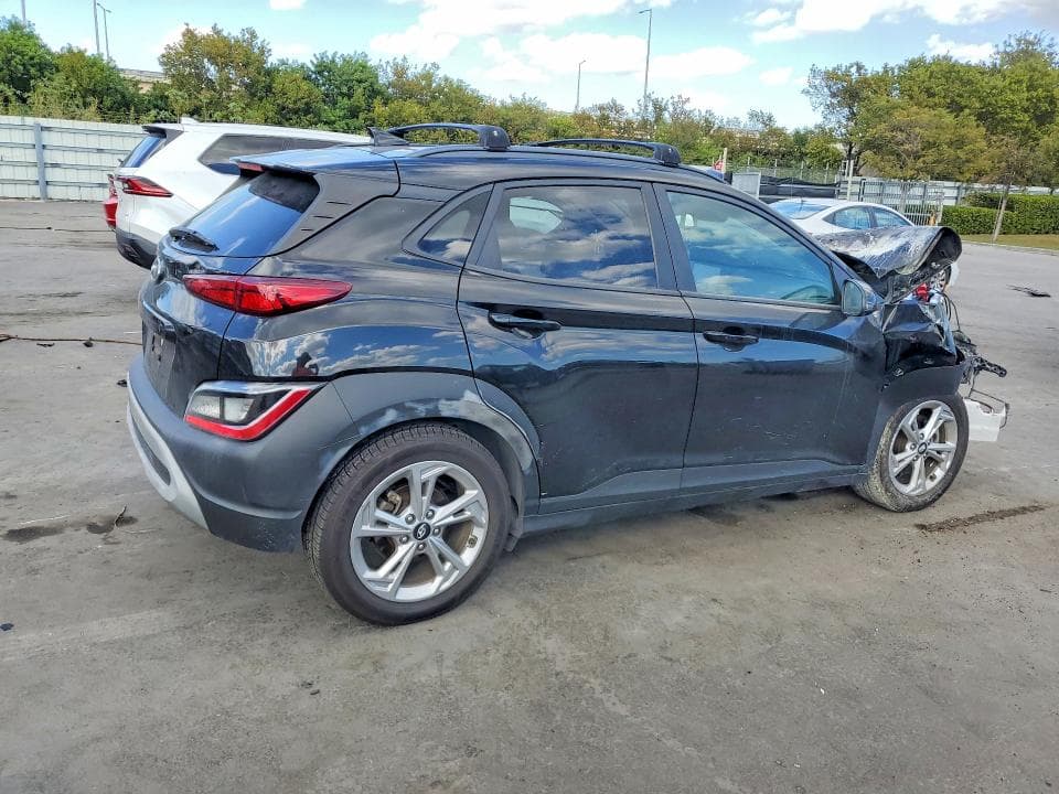 2022 HYUNDAI KONA SEL 3