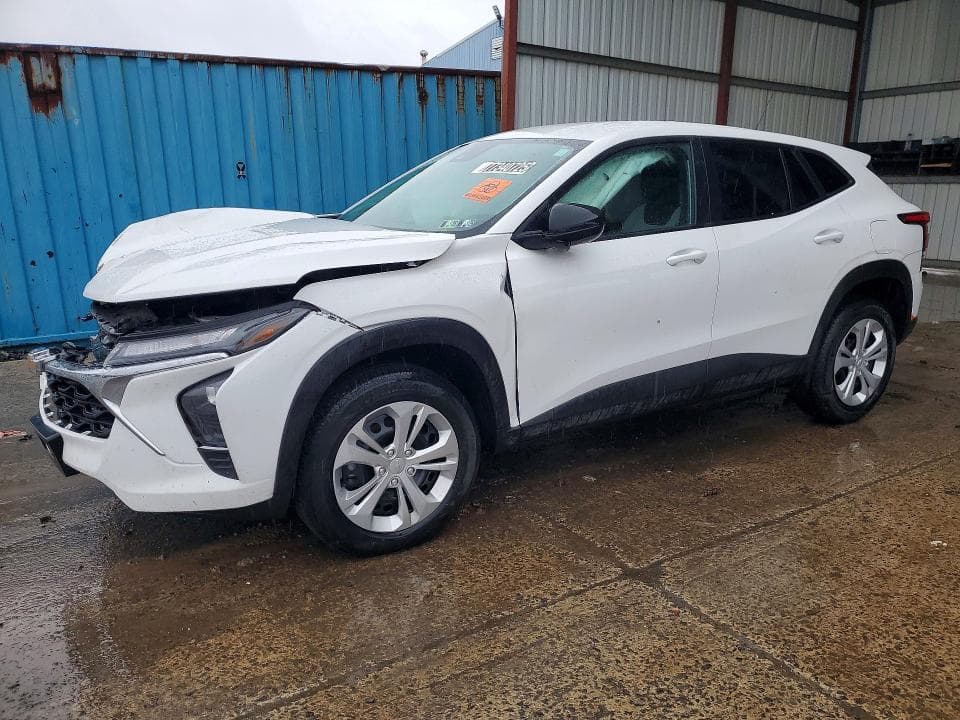 2024 CHEVROLET TRAX LS - 1
