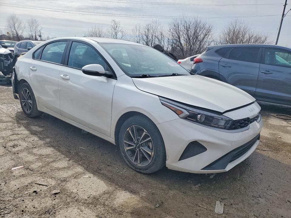 2023 KIA FORTE 4