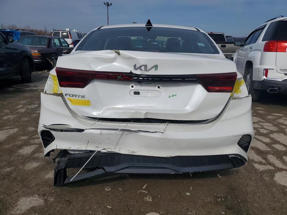 2023 KIA FORTE 6