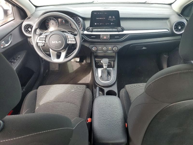 2023 KIA FORTE 8