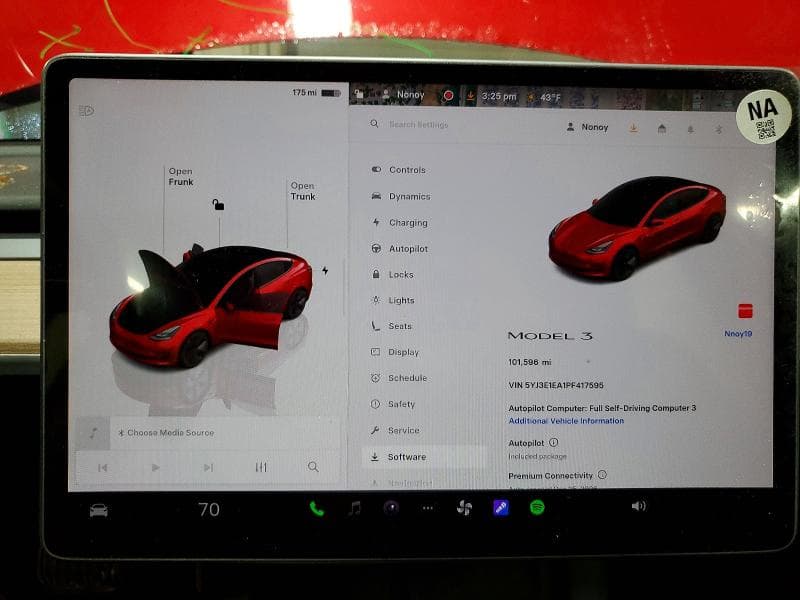 2023 TESLA MODEL 3 9