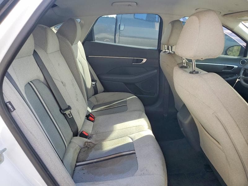 2021 HYUNDAI SONATA SE 10