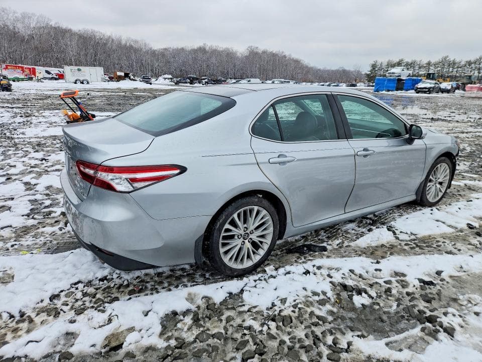 2018 TOYOTA CAMRY L L 3