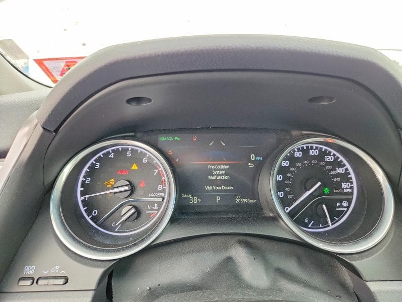 2018 TOYOTA CAMRY L L 9
