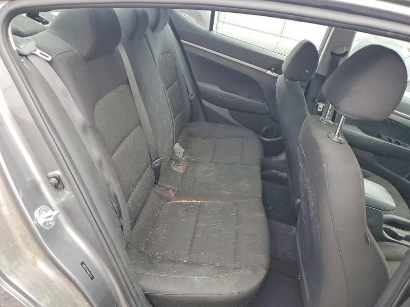 2019 HYUNDAI ELANTRA SE SE 10