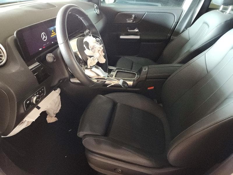 2025 MERCEDES-BENZ GLA 250 7