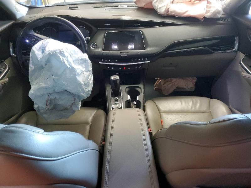 2019 CADILLAC XT4 PREMIUM LUXURY 8