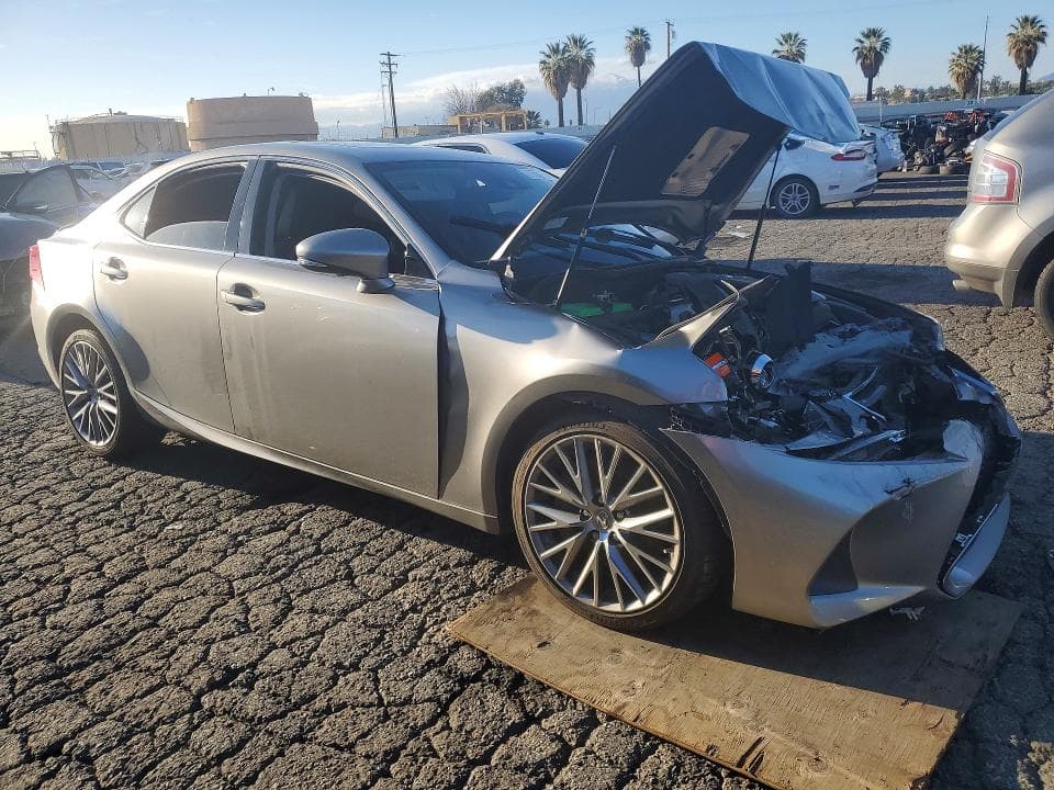 2018 LEXUS IS 300 BASE 4