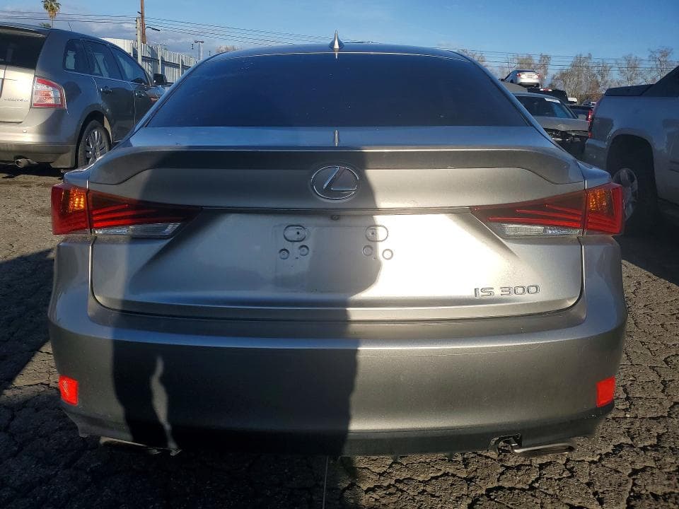 2018 LEXUS IS 300 BASE 6