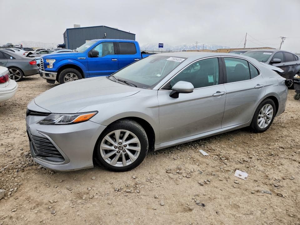 2022 TOYOTA CAMRY LE - 1