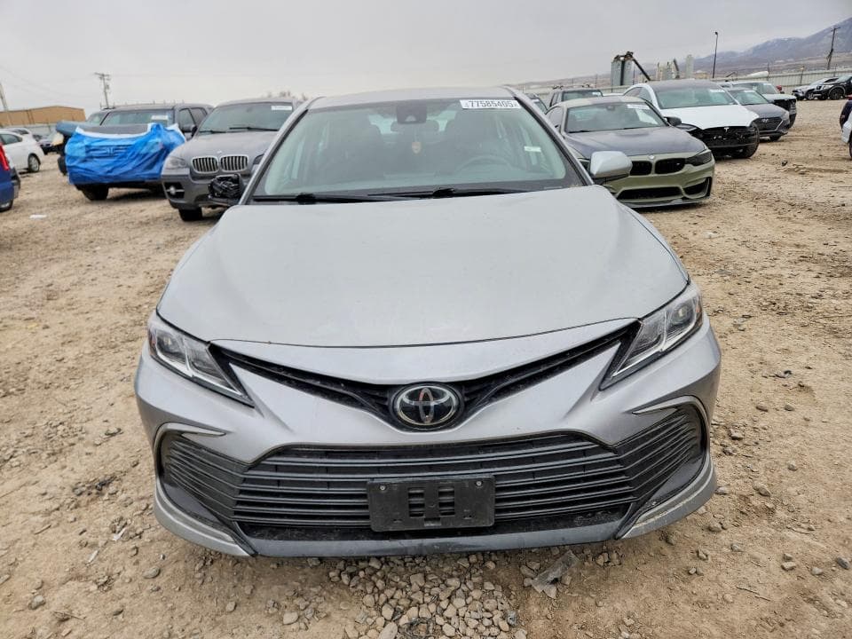 2022 TOYOTA CAMRY LE 5