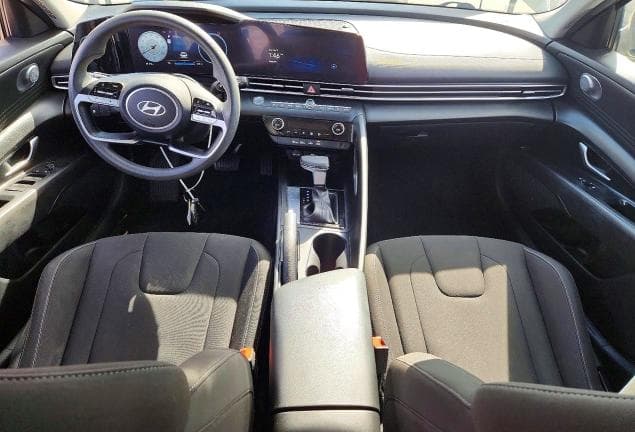 2024 HYUNDAI ELANTRA 8