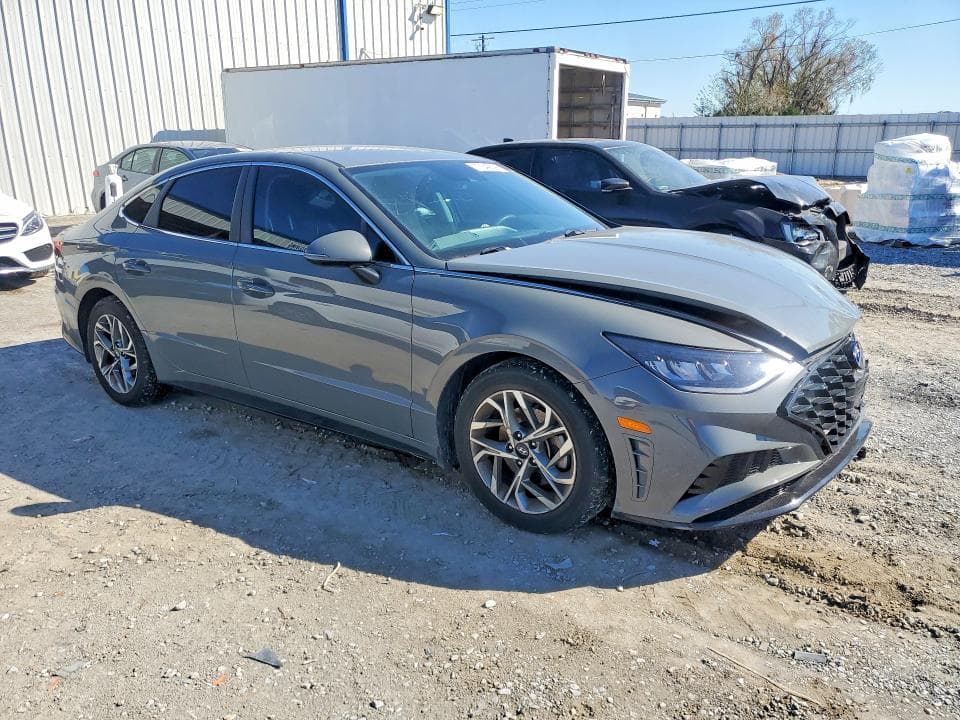 2023 HYUNDAI SONATA SEL 4