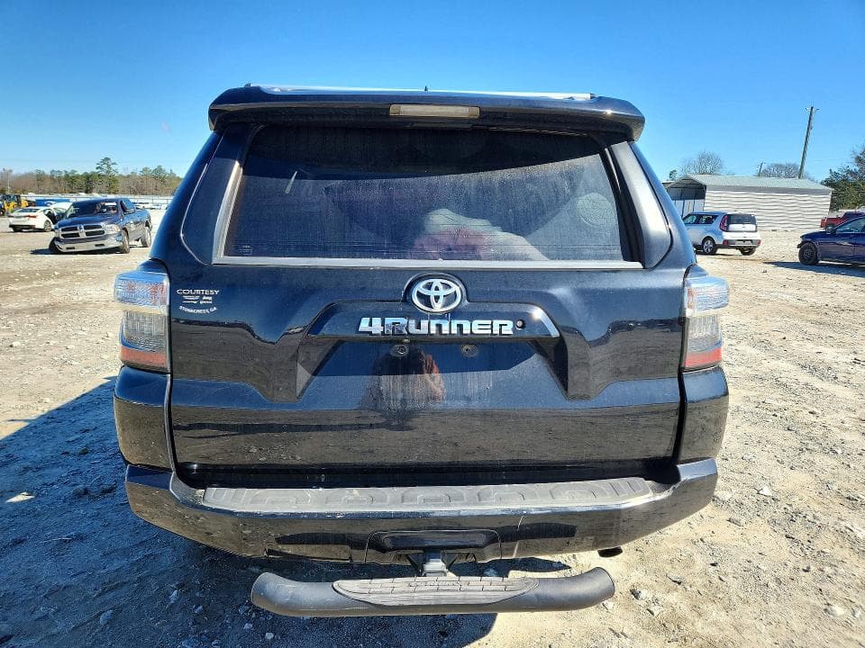 2016 TOYOTA 4RUNNER SR5 6