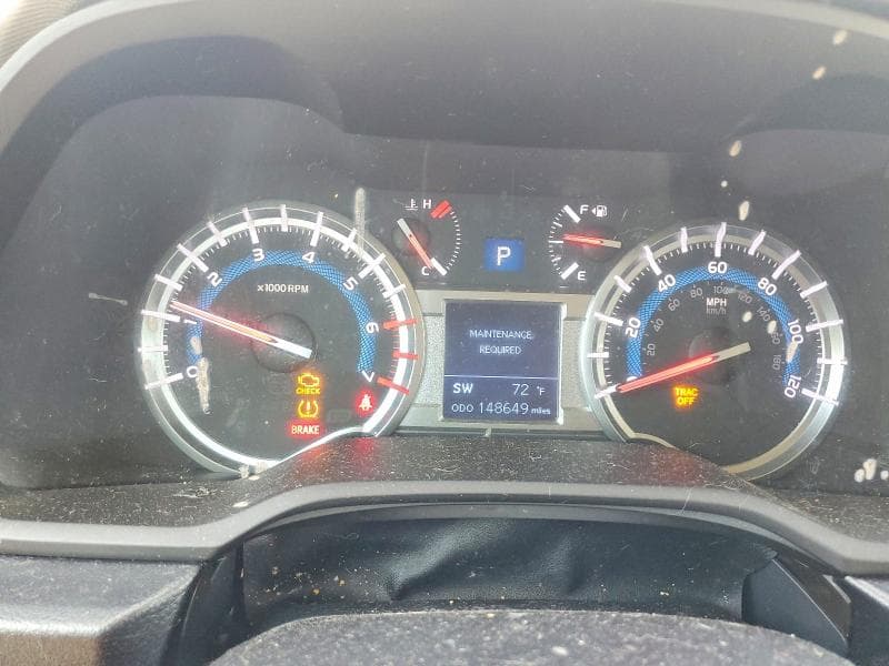 2016 TOYOTA 4RUNNER SR5 9