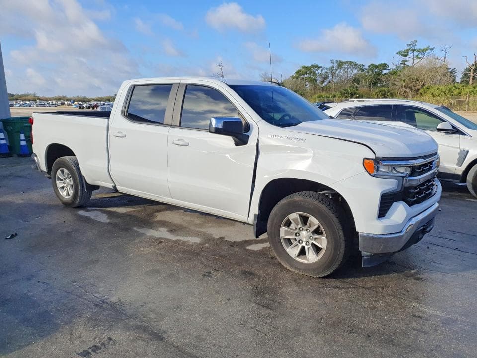 2023 CHEVROLET SILVERADO K1500 LT 4