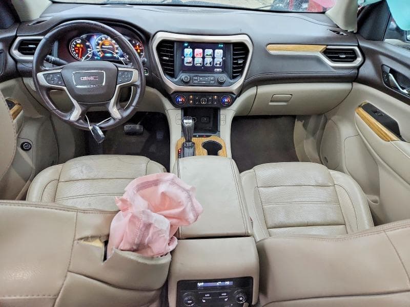 2017 GMC ACADIA DENALI 8