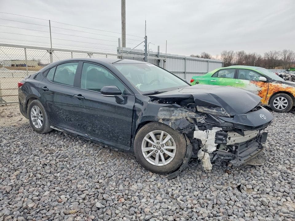 2025 TOYOTA CAMRY LE 4