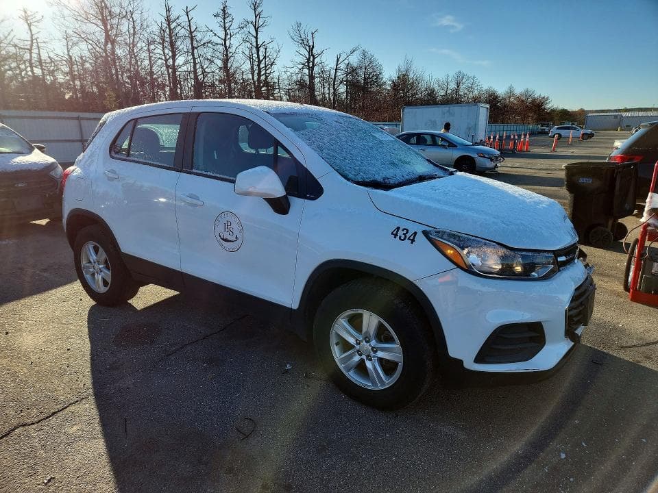2021 CHEVROLET TRAX LS 4