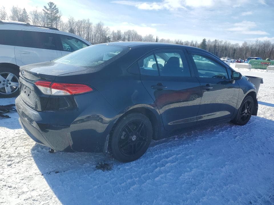 2022 TOYOTA COROLLA LE 3