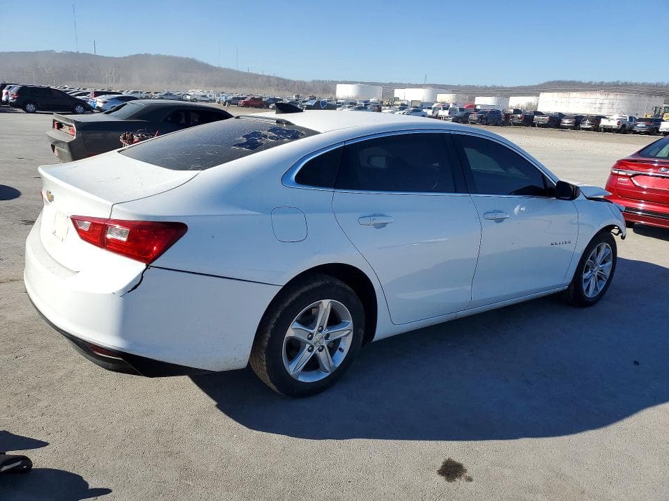 2018 CHEVROLET MALIBU LS 3
