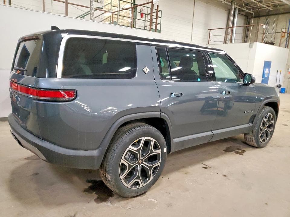 2025 RIVIAN R1S ADVENTURE 3