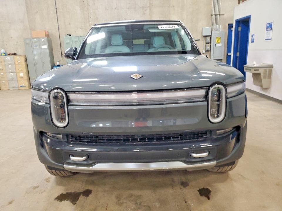 2025 RIVIAN R1S ADVENTURE 5