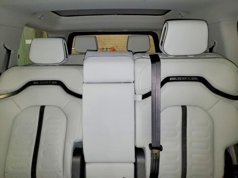 2025 RIVIAN R1S ADVENTURE 10