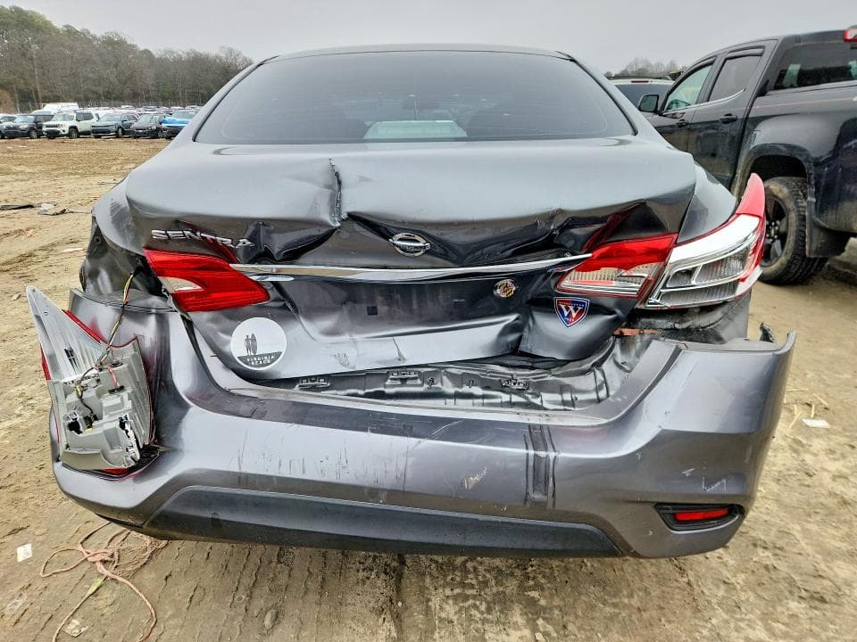 2019 NISSAN SENTRA S S 6