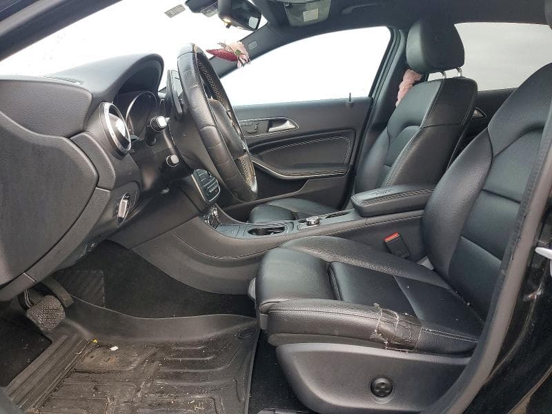 2017 MERCEDES-BENZ GLA 250 250 7