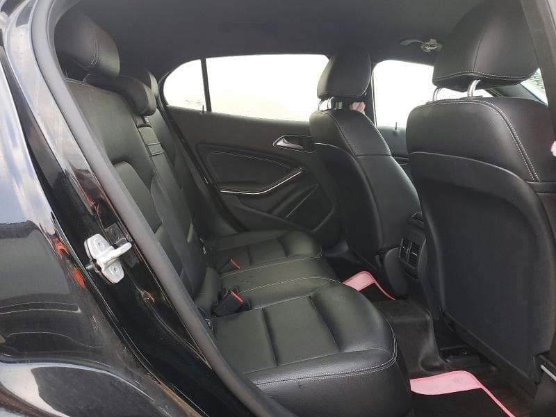 2017 MERCEDES-BENZ GLA 250 250 10