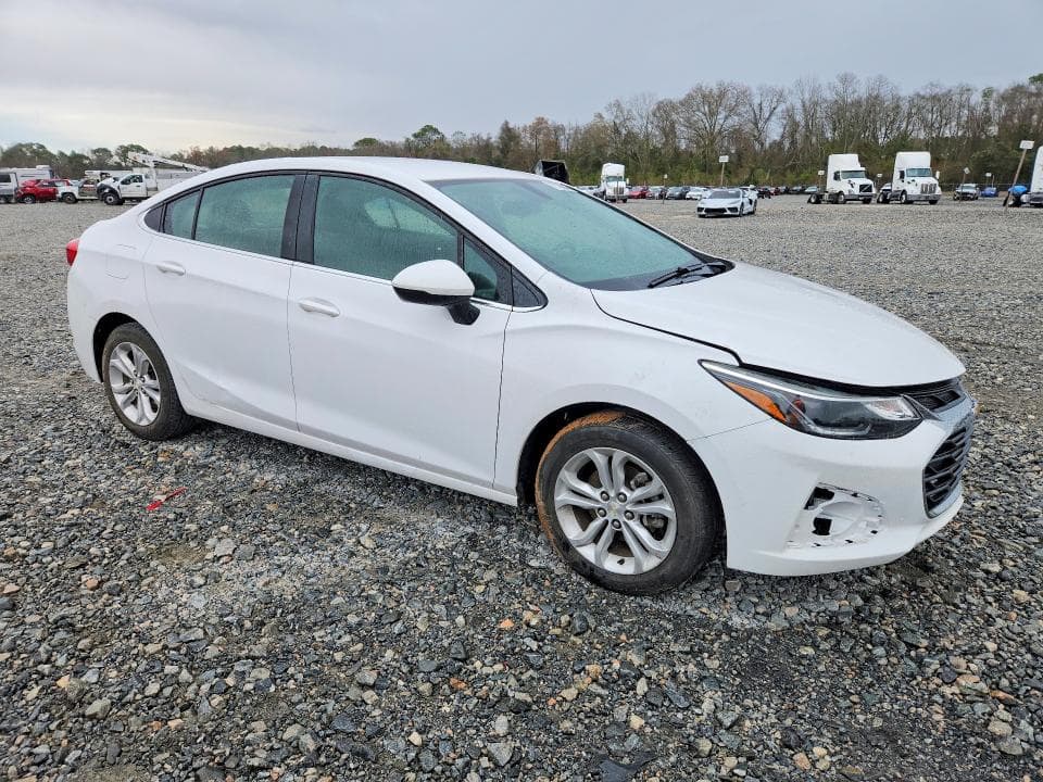 2019 CHEVROLET CRUZE LT LT 4