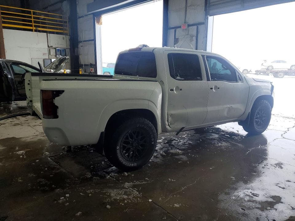 2023 NISSAN FRONTIER S 3